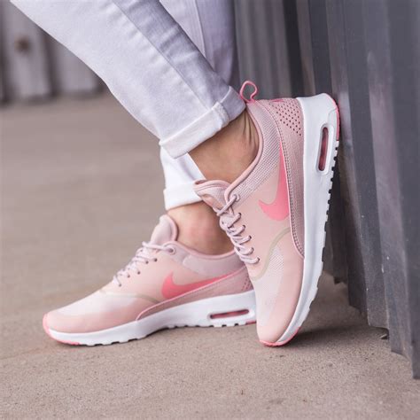 nike frau schuhe schwartz|Nike sneaker damen.